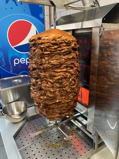 Mamrot Kebab